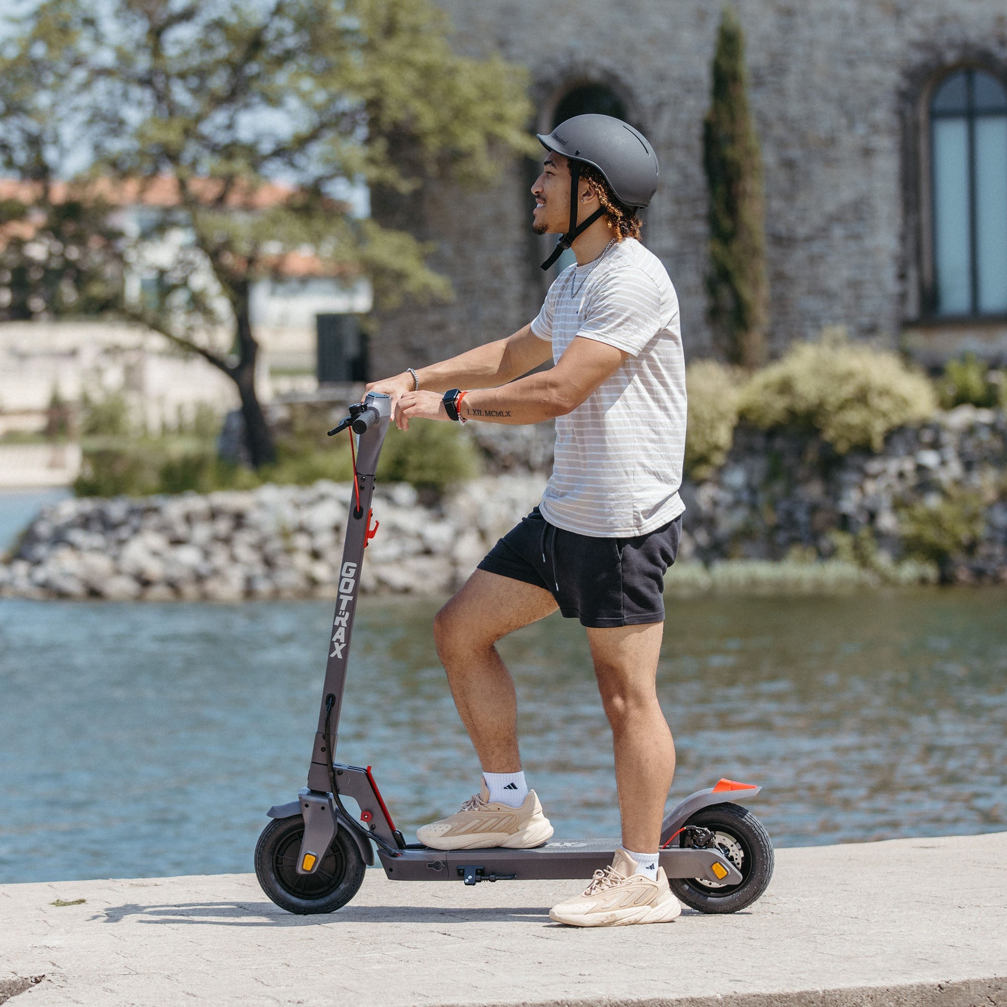 XR Pro Electric Scooter - GOTRAX